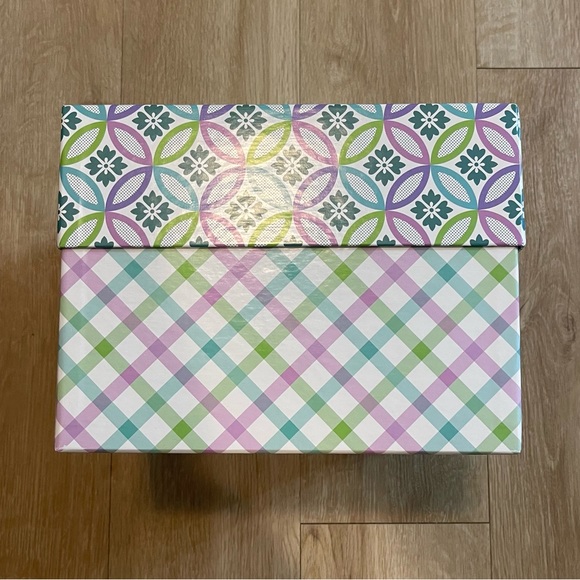 Storage Box - Picture 2 of 5